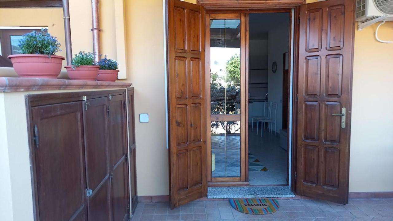 Appartamento Casa Gioia Olbia Esterno foto