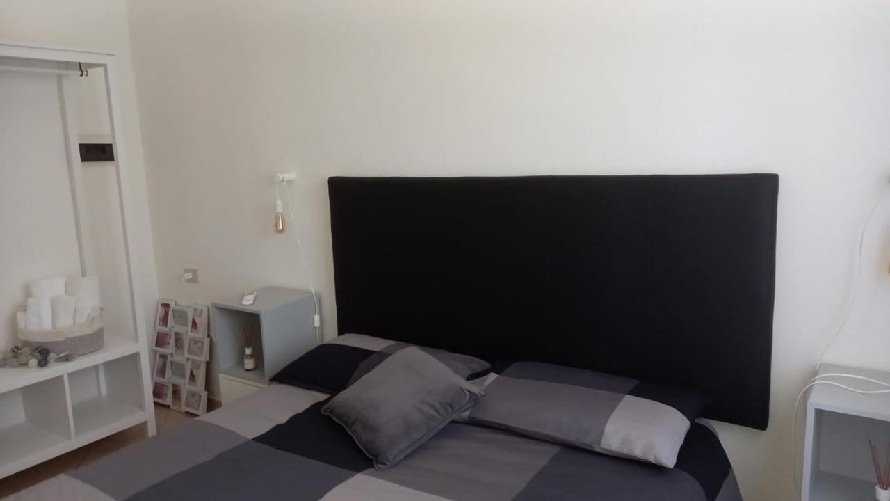 Appartamento Casa Gioia Olbia Esterno foto
